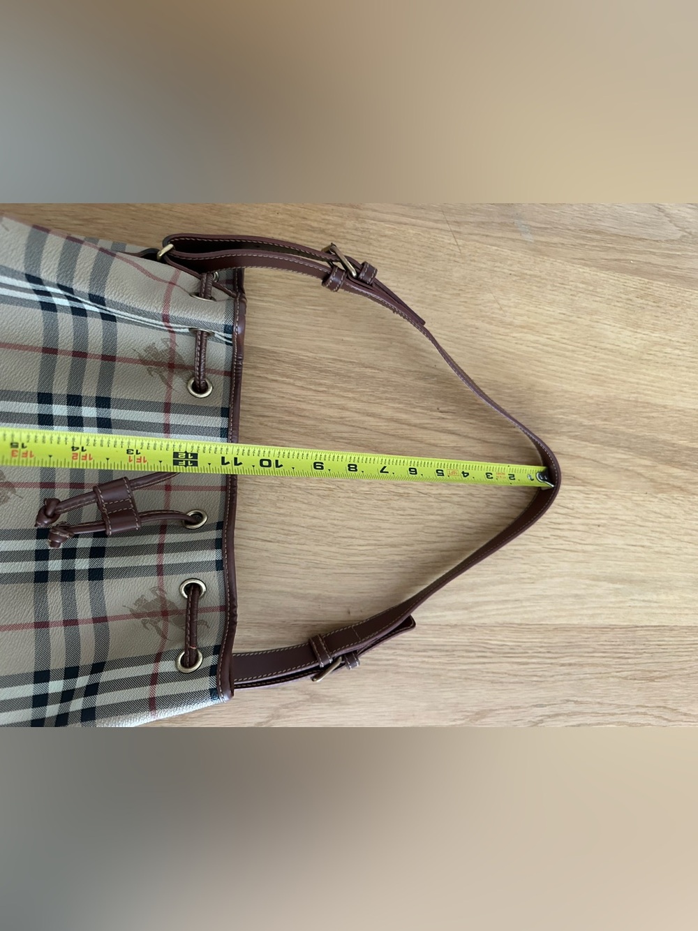 Burberry Nova Check Bucket Bag - Picture 9 of 14